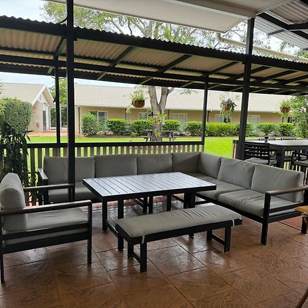 Mareeba Motor Inn Экстерьер фото