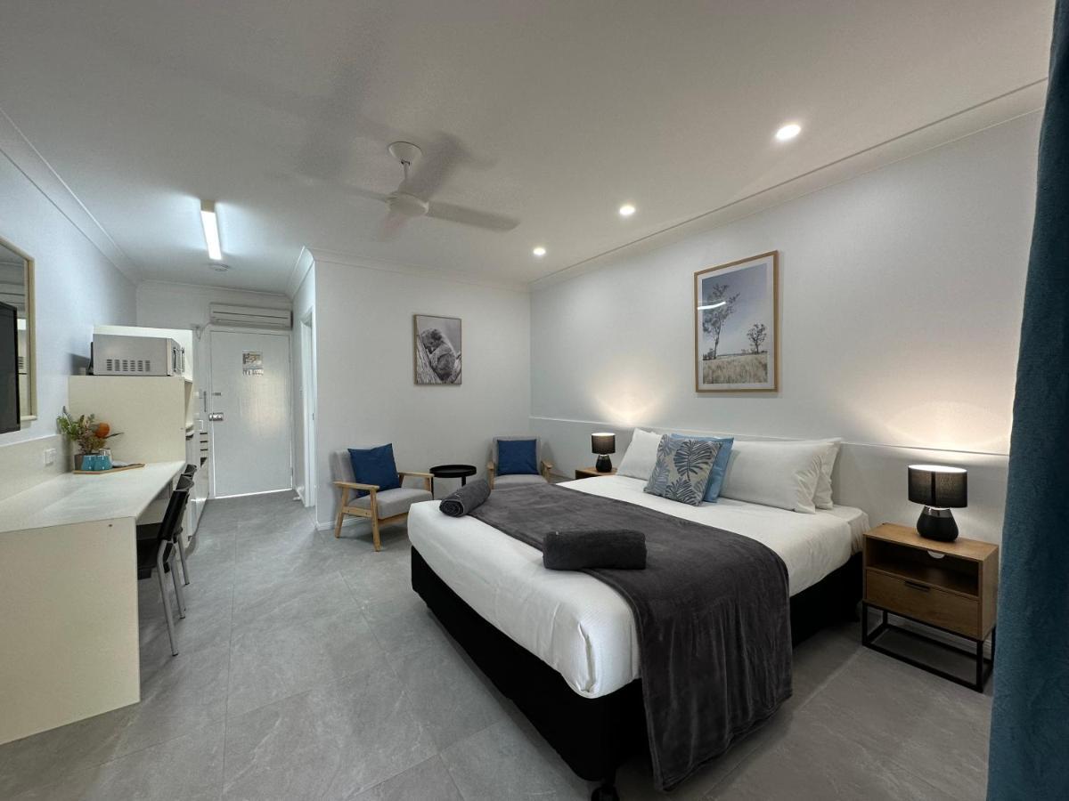 Mareeba Motor Inn Экстерьер фото