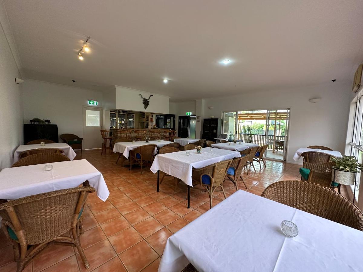 Mareeba Motor Inn Экстерьер фото