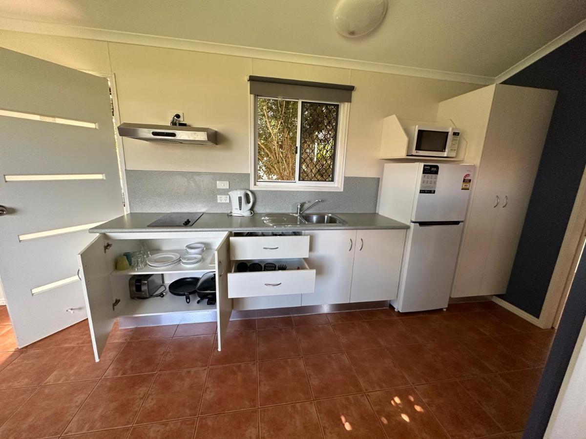 Mareeba Motor Inn Экстерьер фото